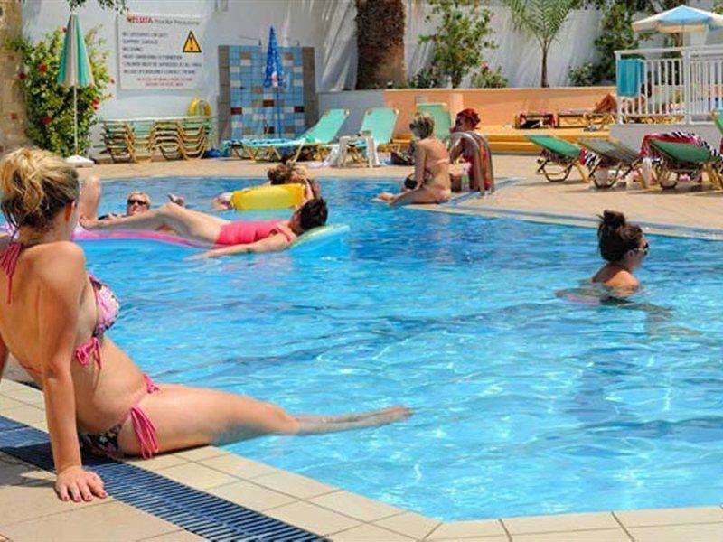 Melissa Apartments, Studios & Suites Malia Eksteriør bilde